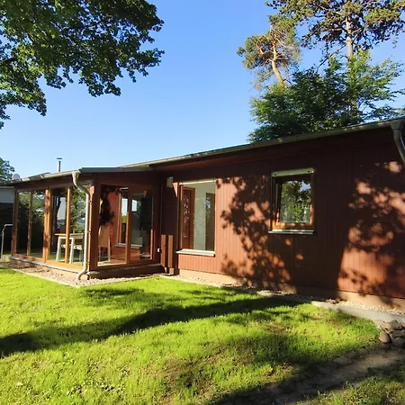 Casa de Férias Schoenes Mit Seeblick & Garten Am Plauer